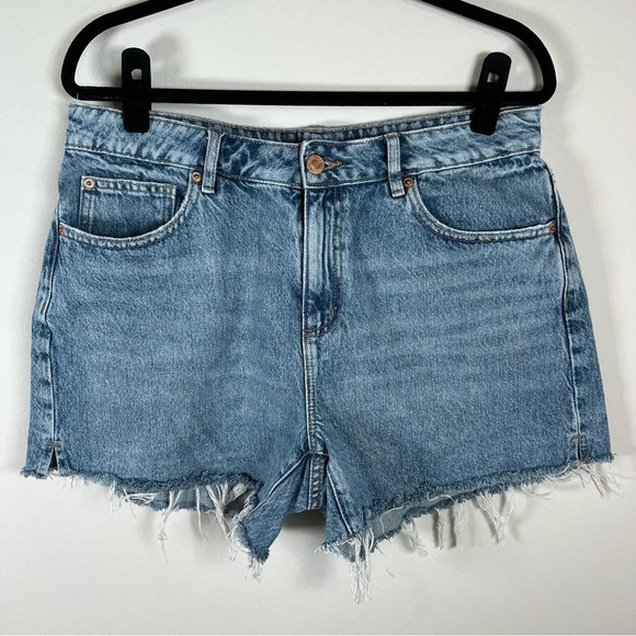 Garage Women's Vintage Cutoff Jean Shorts Blue Medium Wash Denim Classic Sz 32x4 - Picture 1 of 11